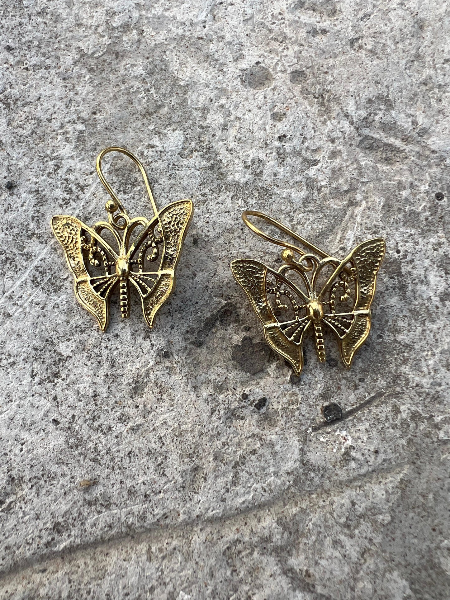 Yienate Punk Butterfly Earring