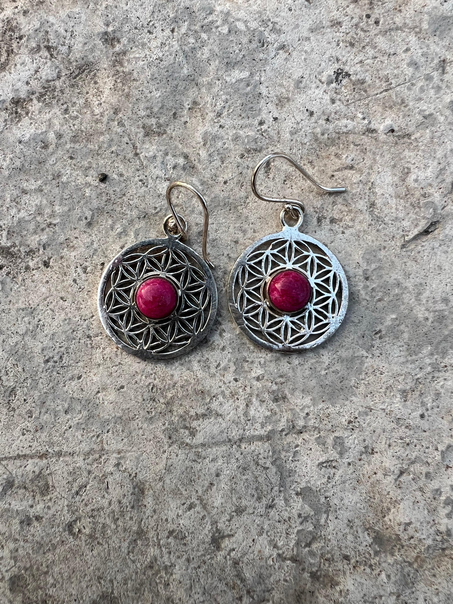 Zephyr Loops Earring