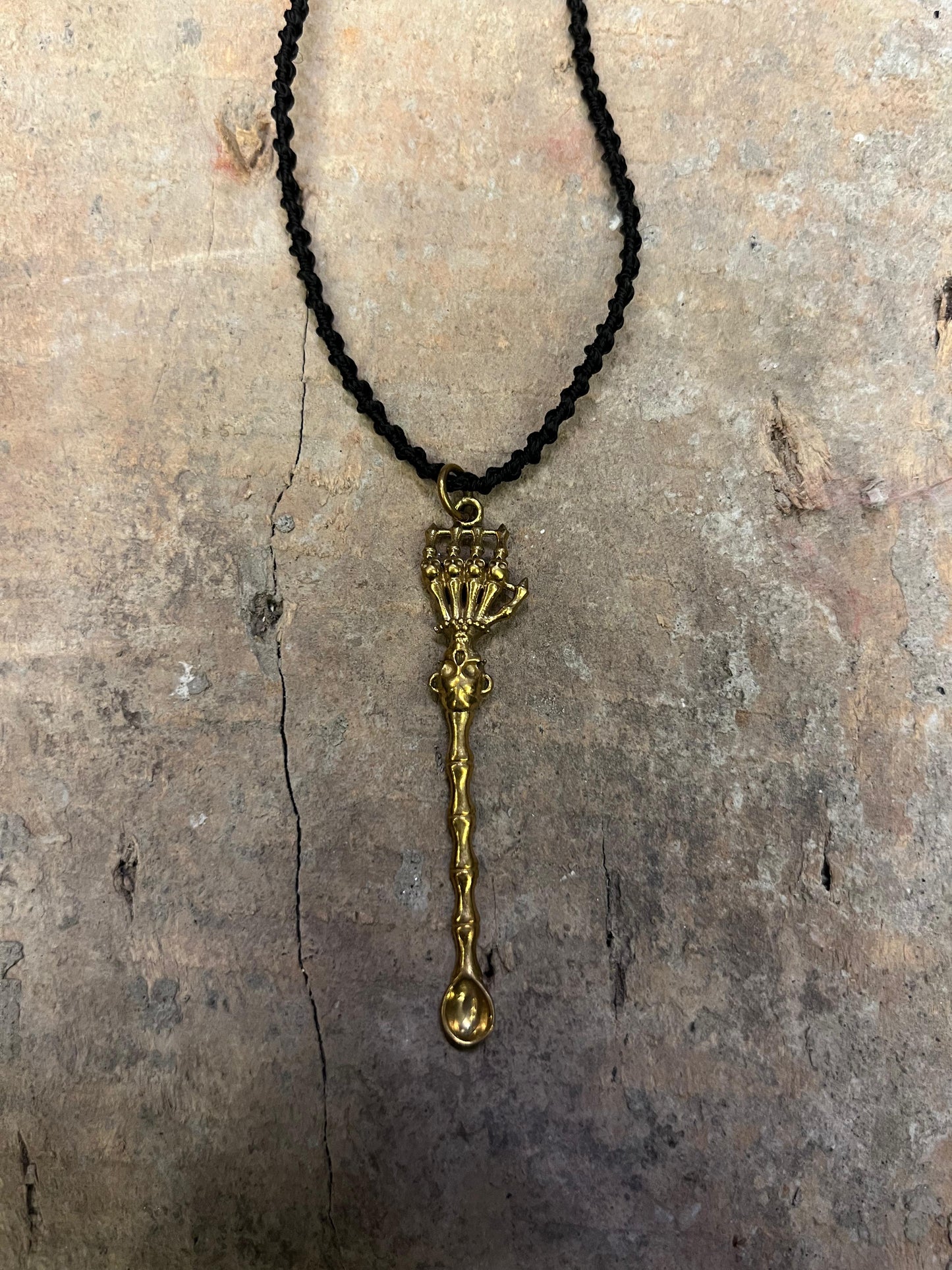 Palmserve Pendant