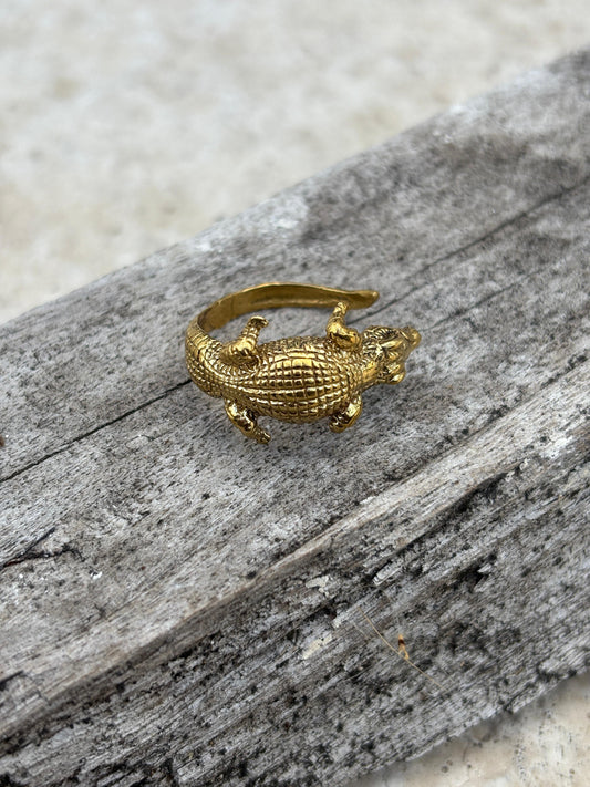 Alligator Ring