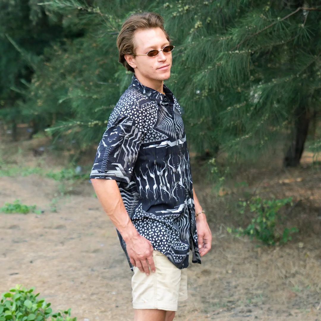 Surreal kaleidoscope (Button Shirt)