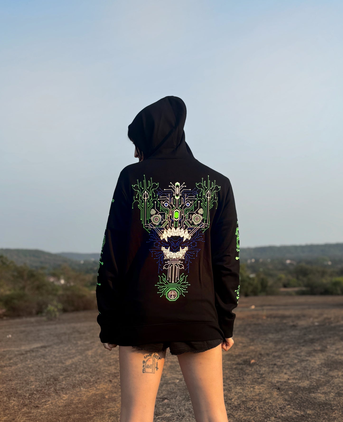 Vanatron Unisex Hood